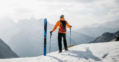 Can you Wear Hiking Pants for Skiing?
