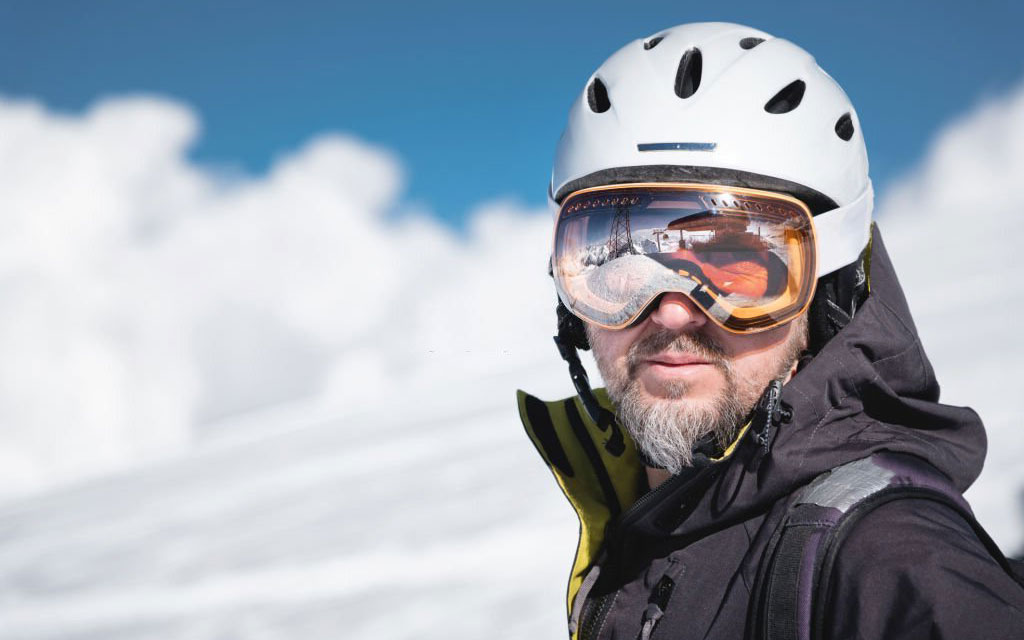 How to Choose a Helmet for Skiing and Snowboarding?