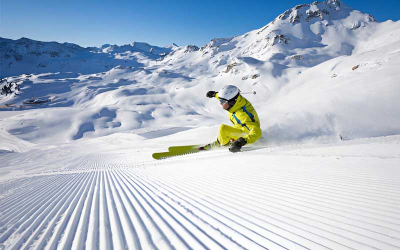 How to Choose Skis for Carving?
