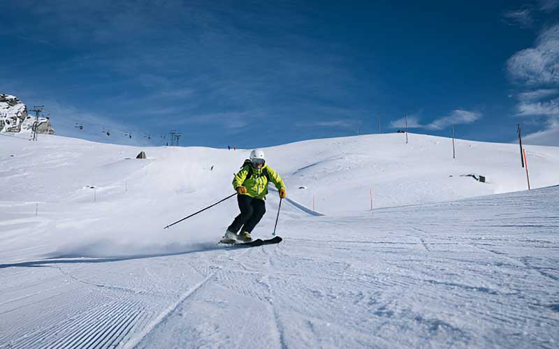 How to Choose Skis for Groomers?