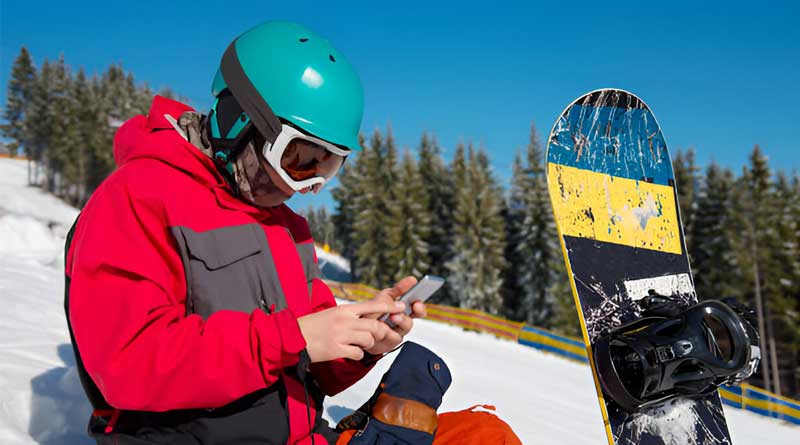 Best Snowboard Helmet Speakers