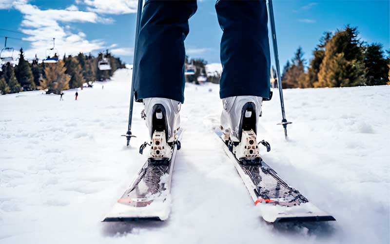 How to Choose Ski Boots for Advanced Skiers?